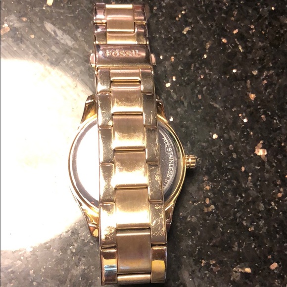 Watch - Picture 2 of 2